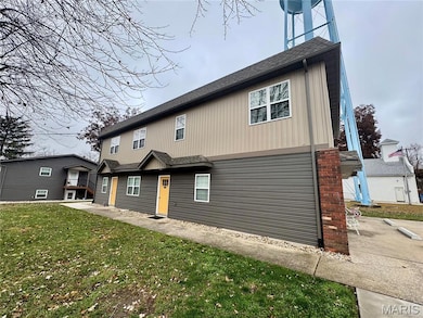 310 N Vernon St unit 4, Marine, IL 62061 - photo 2