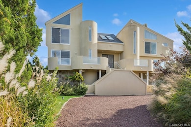 521 Dune Rd, Westhampton Beach, NY 11978 - photo 2