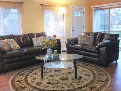 242 Terrace Ave, Riverside, RI 02915 - photo 4