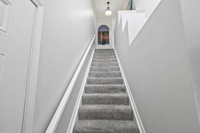 5. Entry to Upper Level