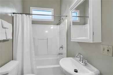 5128 30 Constance St, New Orleans, LA 70115 - photo 7