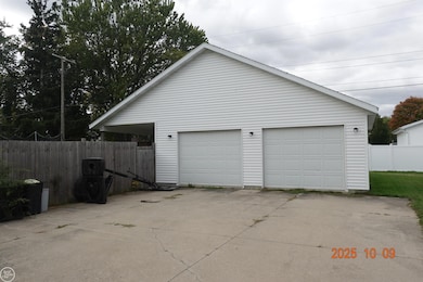 156 N 4th St, Harbor Beach, MI 48441 - photo 4