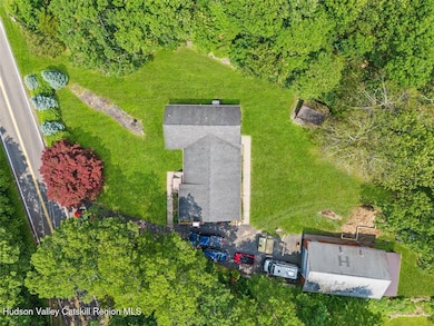 16 Sarvis Ln, Newburgh, NY 12550 - photo 3