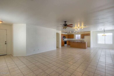 Living Room (3)-SMALL