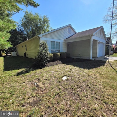 875 Westminster Dr N, Southampton, NJ 08088 - photo 4