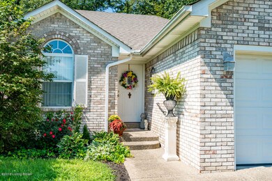 245 Berger Farm Dr, Mount Washington, KY 40047 - photo 2