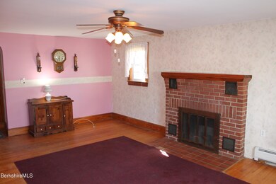 126 Connecticut Ave, Pittsfield, MA 01201 - photo 6