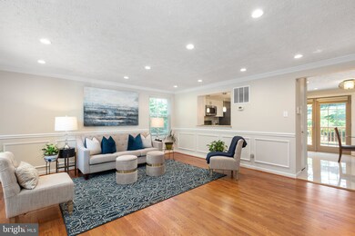 15009 Oak Crest Ct, Dumfries, VA 22025 - photo 3