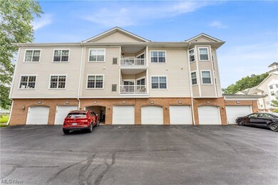 615 Aqua Marine Blvd unit 15, Avon Lake, OH 44012 - photo 3