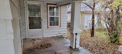 509 E Cherry St, Cushing, OK 74023 - photo 4