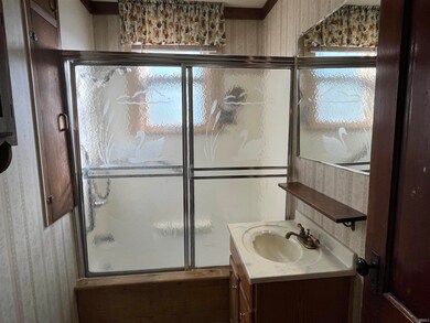 183 W 3rd St, Peru, IN 46970 - photo 4