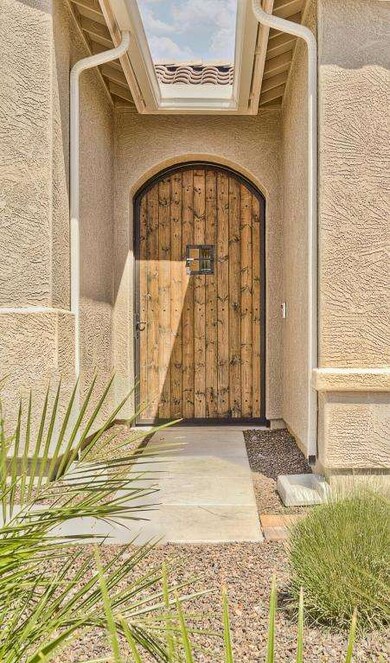 004_Courtyard Entry