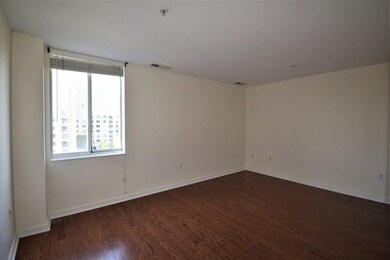 Thomas Graves Landing unit 706, Cambridge, MA 02141 - photo 6