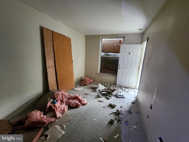 915 N Calhoun St, Baltimore, MD 21217 - photo 4