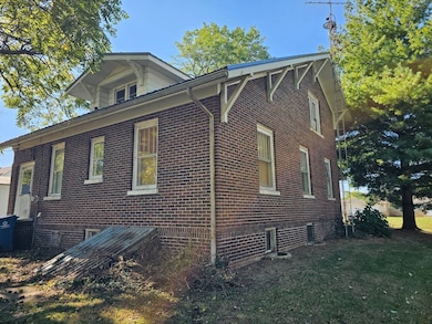 206 N Union St, West Salem, IL 62476 - photo 6