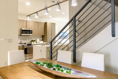 7234 NW 103rd Path unit 7234, Doral, FL 33178 - photo 3