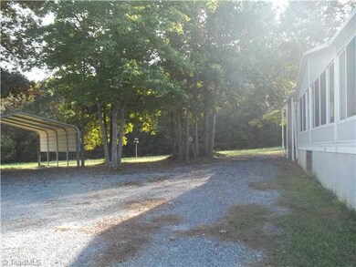 687 Dawson Miller Rd, Asheboro, NC 27205 - photo 7