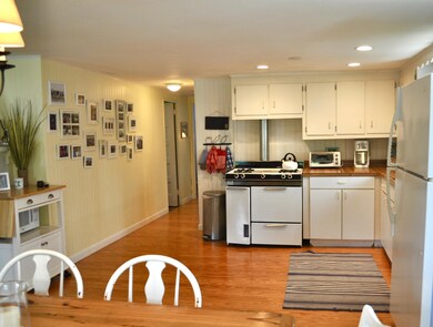 23 Garnet Ave, North Falmouth, MA 02556 - photo 6