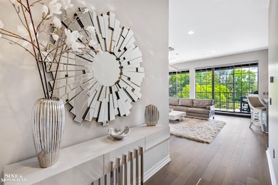 804 N Main St unit 3B, Rochester, MI 48307 - photo 4