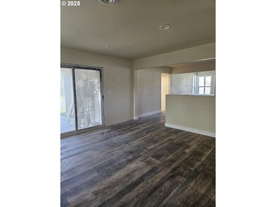 1895 Balm St, Baker City, OR 97814 - photo 4