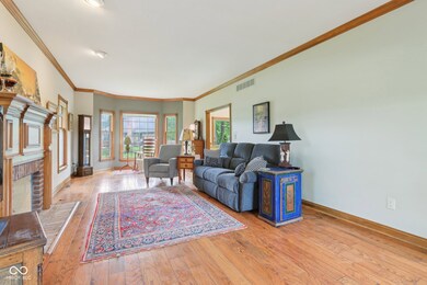 1121 N Cambridge Ct, Greenfield, IN 46140 - photo 4