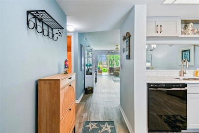 7301 29th Avenue Dr W unit 202, Bradenton, FL 34209 - photo 4