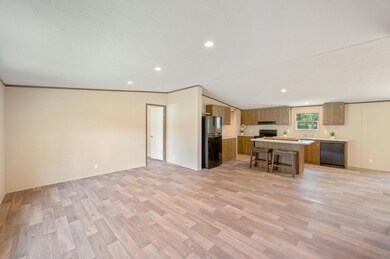 5-web-or-mls-5227 Richardson Rd-01