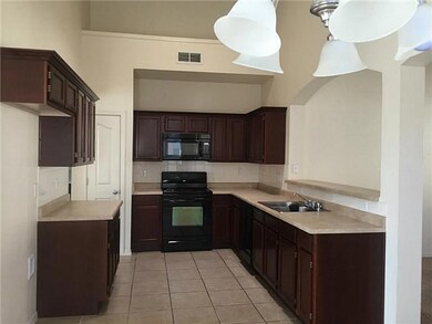 7983 Scorpius Ln, El Paso, TX 79907 - photo 4