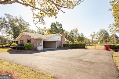 6737 Hacklebarney Rd, Blackshear, GA 31516 - photo 3