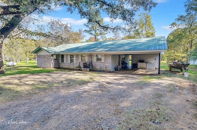 135 Poverty Point, Doyline, LA 71023 - photo 2