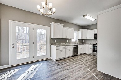 522 Kelly Cir, Asheboro, NC 27203 - photo 5