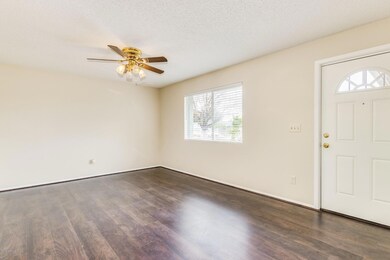 521 N Fresno St, Chandler, AZ 85225 - photo 5