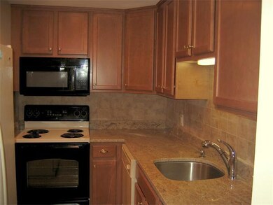 1505 Massachusetts Ave unit 2, Lexington, MA 02420 - photo 2