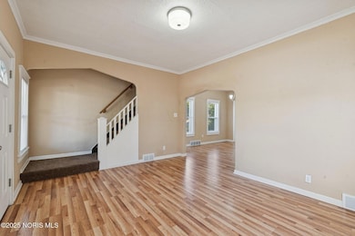 1557 Indiana Ave, Toledo, OH 43607 - photo 7