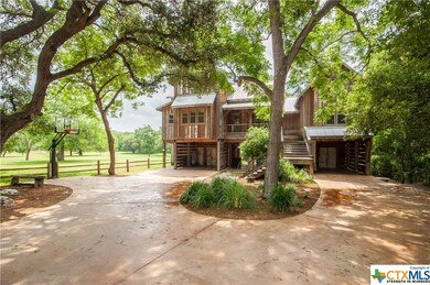 1210 Sleepy Hollow Ln, New Braunfels, TX 78130 - photo 2