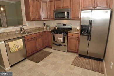 8732 Orchard Green Ct, Odenton, MD 21113 - photo 6