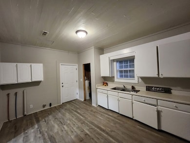 516 Headland Ave, Dothan, AL 36303 - photo 6