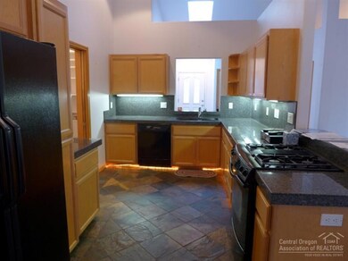 20080 Jessica Ct, Bend, OR 97702 - photo 4