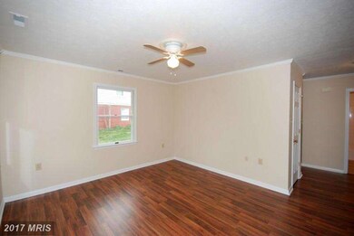 364 Stonewall St, Strasburg, VA 22657 - photo 5