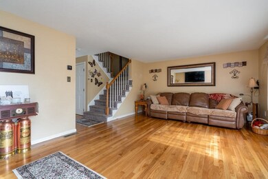 92 Merrimack Meadows Ln unit 93, Tewksbury, MA 01876 - photo 4