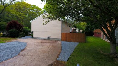 933 Middlebridge Rd, Wakefield, RI 02879 - photo 4