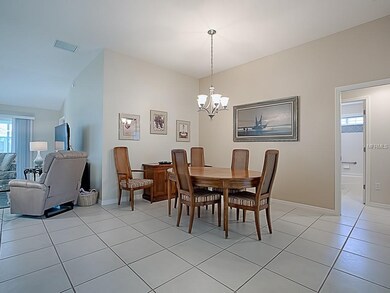 DINING ROOM FOR MORE FORMAL ENTERTAINING.