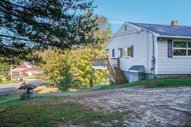 81 Burns Rd, Pelham, NH 03076 - photo 5