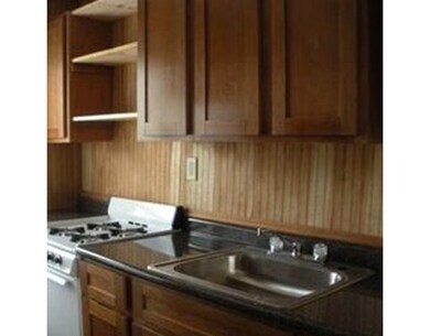 55 W Carpenter St unit 3, Attleboro, MA 02703 - photo 2