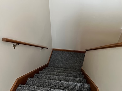 15 Eagle Run unit C, East Greenwich, RI 02818 - photo 4