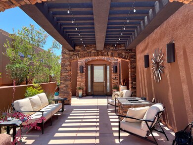 2.2 Front Courtyard