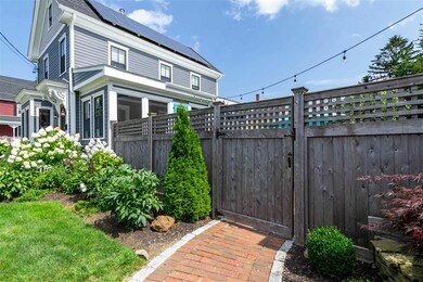 161 Thornton St, Portsmouth, NH 03801 - photo 5