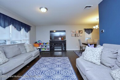 382 Clarke Ave, Staten Island, NY 10306 - photo 4