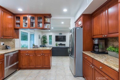 4400 Pampas Rd, Woodland Hills, CA 91364 - photo 6