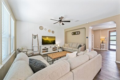 11233 Hill Top Bend, Helotes, TX 78023 - photo 4